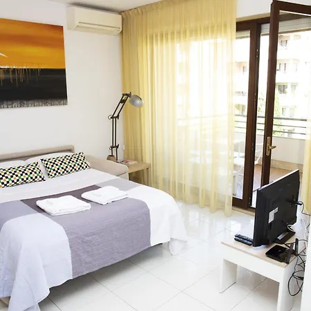 Apartment Astri *